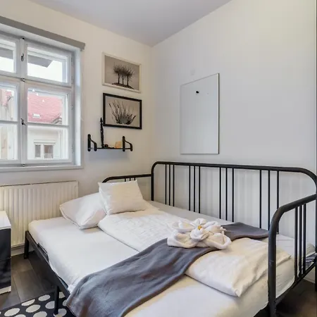 Donaticoeur Atelier Lägenhet