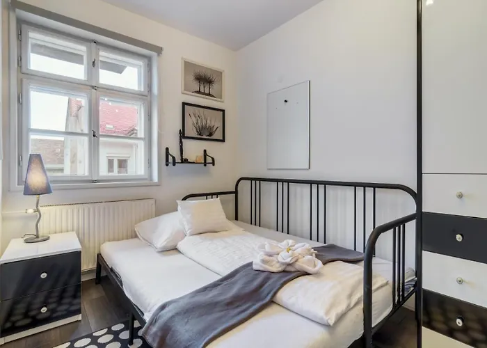 Donaticoeur Atelier Apartament